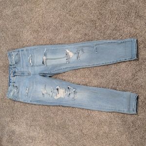 American Eagle Light Wash Skinny Jeans